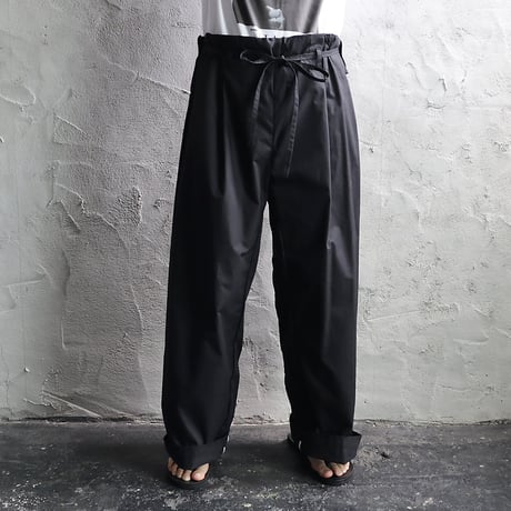 .less dogi pants (black)