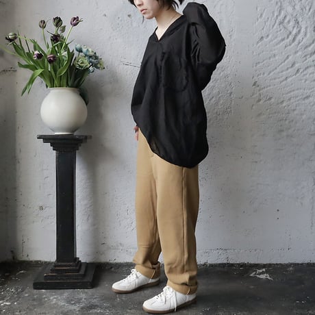 TOWAVASE Leavers blouse (black)