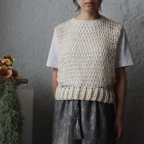 MAYDI knit vest RED (ecru)