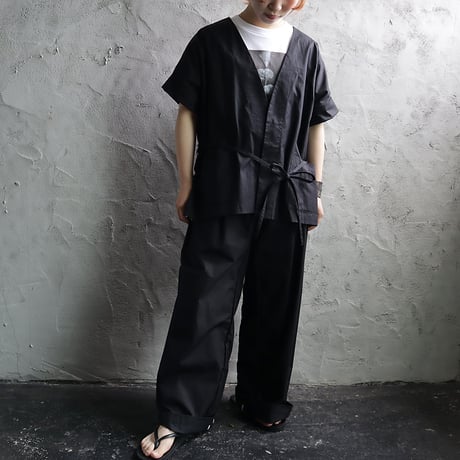 .less dogi jacket (black)