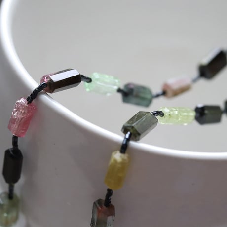 MAISON RUBUS. Ombre necklace