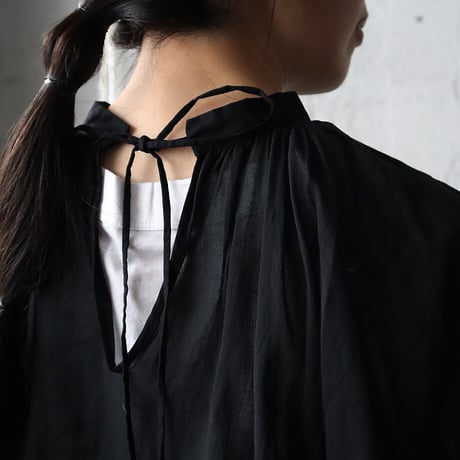 .less momonga blouse (black)