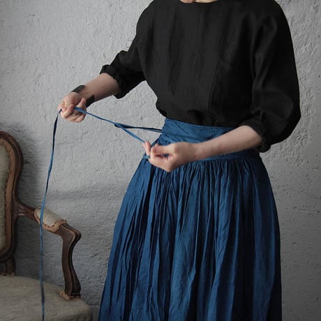 Tabrik gathered skirt (hon-aizome A)