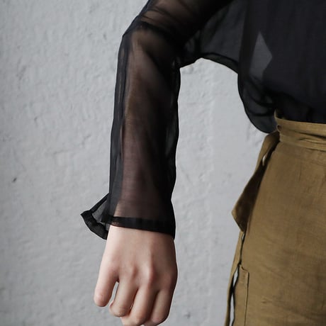 Tabrik  organdy  pullover (black)