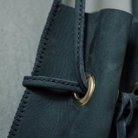 chiihao   round pochette charcoal