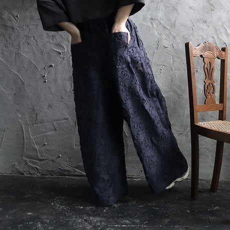.less cut jacquard pants (navy)