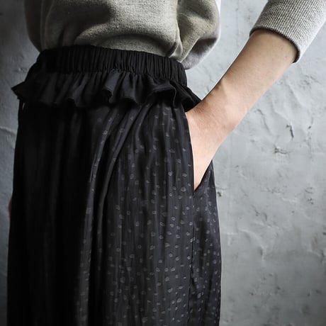 .less waist frill skirt (black  leopard)