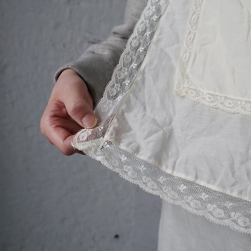 TOWAVASE Leavers tablier (ivory) | nii-B | WEBSHOP