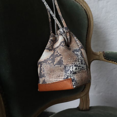 chiihao squeeze bag (S)  python