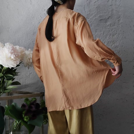 R&D.M.Co- silk pullover (cameo)