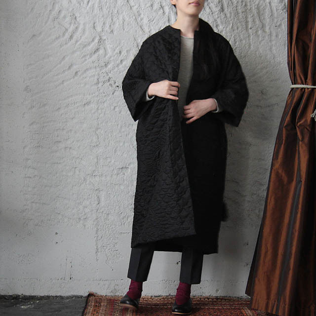 未使用展示品 TOWAVASE velvet quilt robe キルトローブ