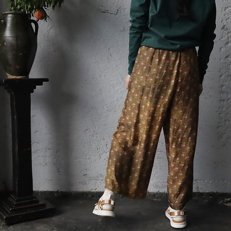 TOWAVASE sarasa silk pants Louis (camel)