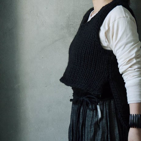 chiihao x nii-B peru vest black