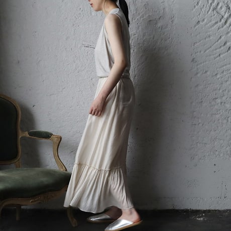 Le pivot tiered petticoat