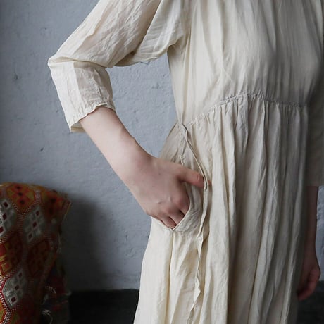 Tabrik paper brush dress