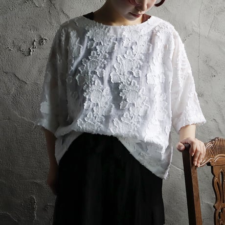 .less cut jacquard blouse (white)