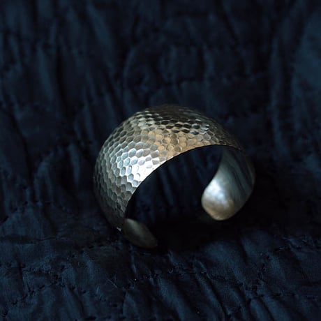 WE SEE STARS bangle