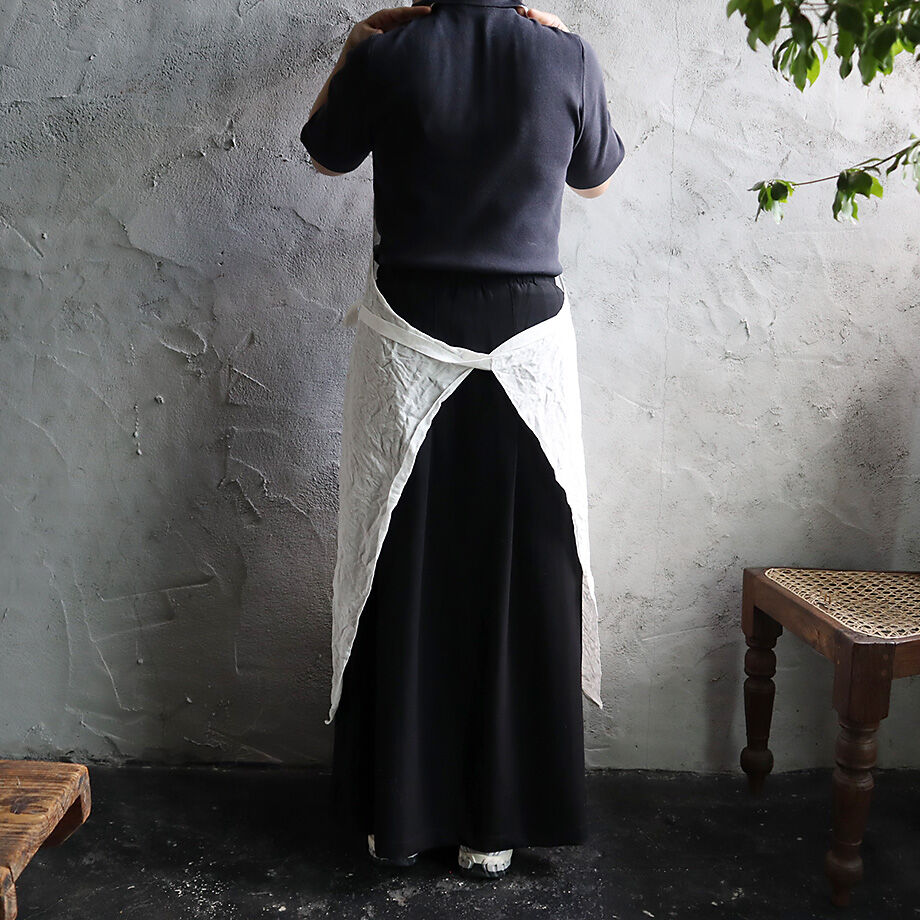 R&D.M.Co- linen apron (SUNDAY-MARKET) | nii-B