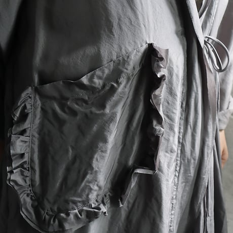 TOWAVASE Volant silk short robe (light gray)