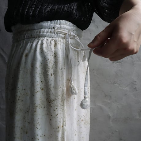 Tabrik gather pants (logwood)