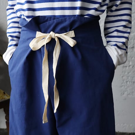 .less wrap pants (royal blue)