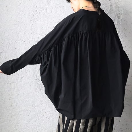 .less  cocoon  blouse (black)