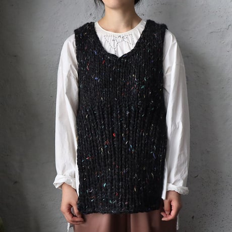 chiihao x nii-B peru vest black mix