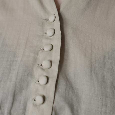 R&D.M.Co- peasant sleeve blouse (beige)