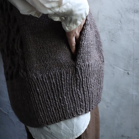 chiihao x nii-B  loose vest (brown)