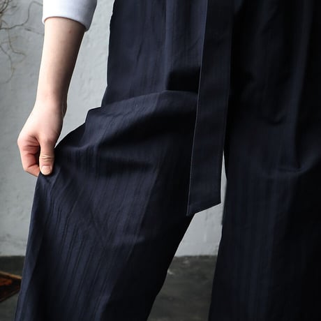 .less cotton pants (navy stripe)