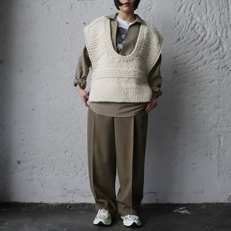ànuke Uneck handknit vest (ivory)