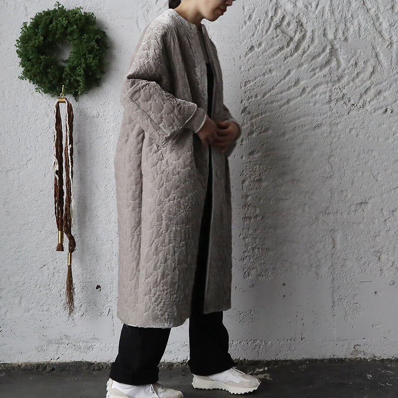 TOWAVASE velvet quilt robe (gray) | nii-B | W