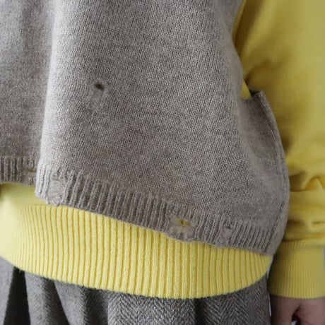 RYU KAGA damaged knit vest (beige)