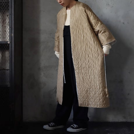 TOWAVASE silk quilt robe (beige)