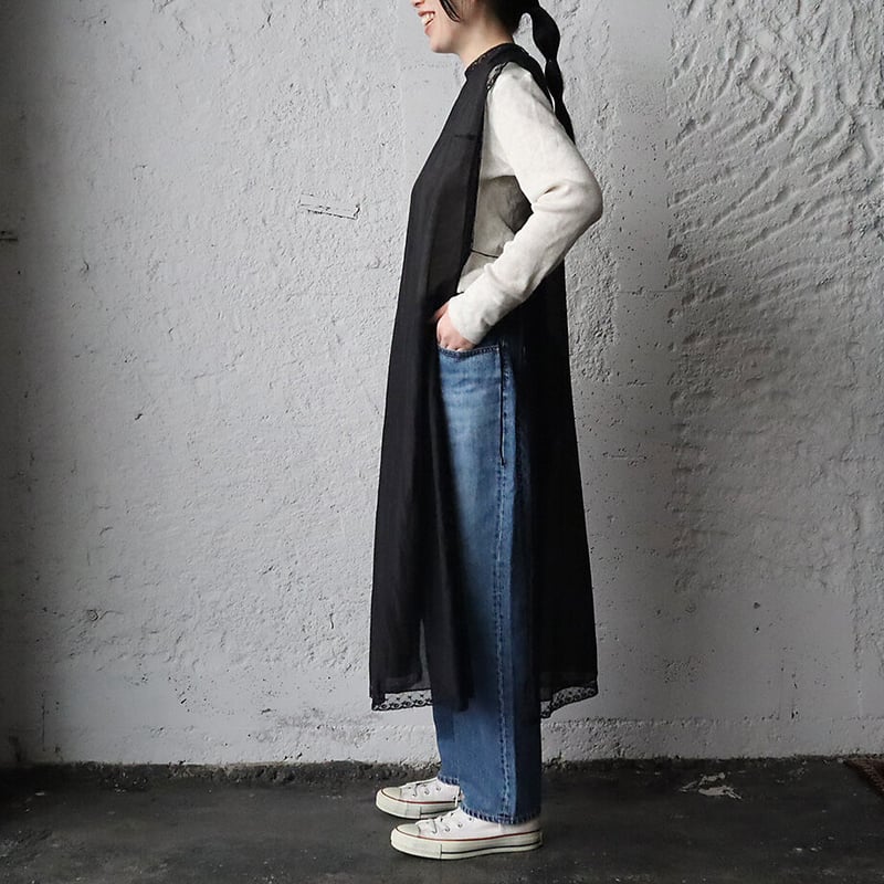 TOWAVASE Leavers dress (black) | nii-B | WEBSHOP TOWAVASE Leavers dress (black) | nii-B | WEBSHOP