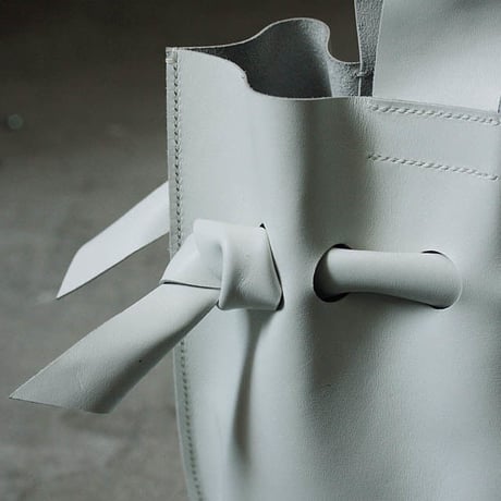 chiihao  square bag white