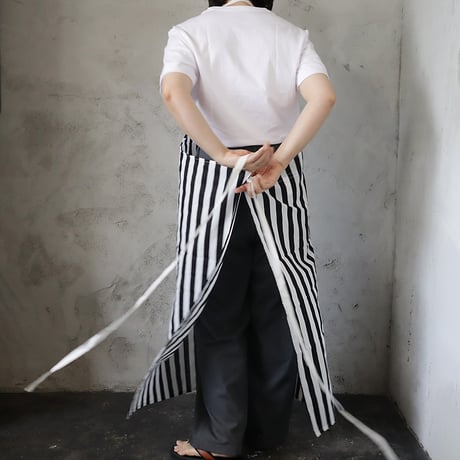 R&D.M.Co- deck-chair stripe apron(black)