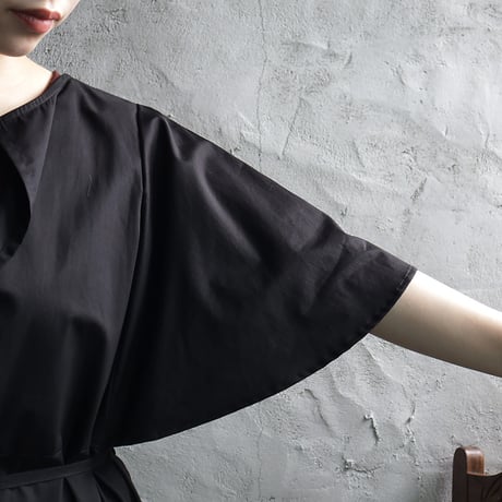 .less draped sleeve dress