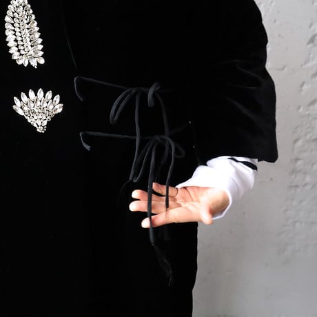 TOWAVASE La zabu long jacket (black)