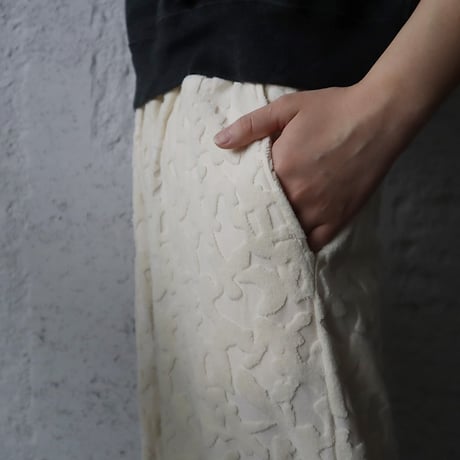 ànuke jacquard rough pants (ivory)