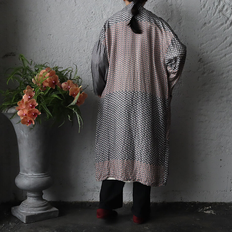 TOWAVASE sarasa silk robe (gray) | nii-B | WEBSHOP TOWAVASE sarasa silk robe (gray) | nii-B | WEBSHOP