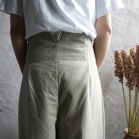 ROVAROVA x .less wrap pants (greige)