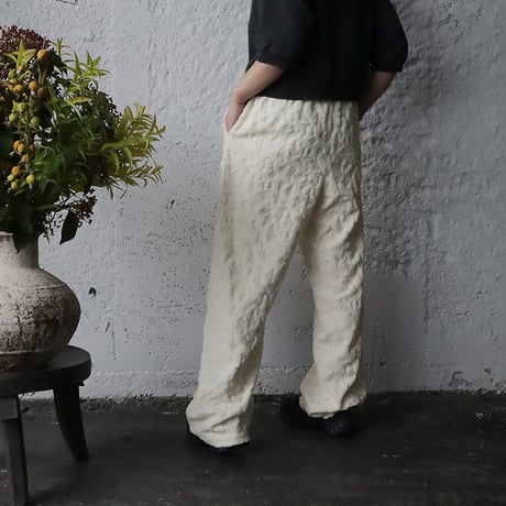 ànuke jacquard rough pants (ivory)