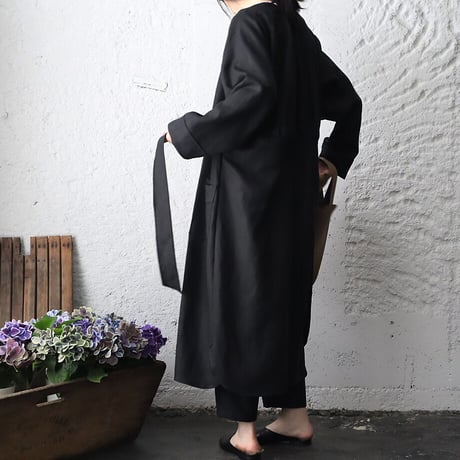 NOTA linen gown (black)