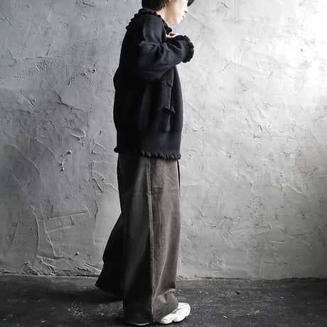TOWAVASE Volant cardigan (black)