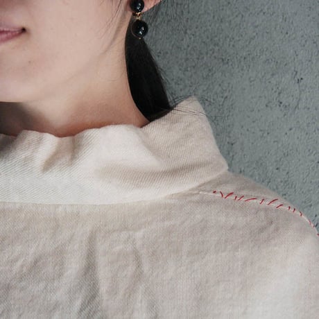 TOWAVASE fisher woman's shirt beige