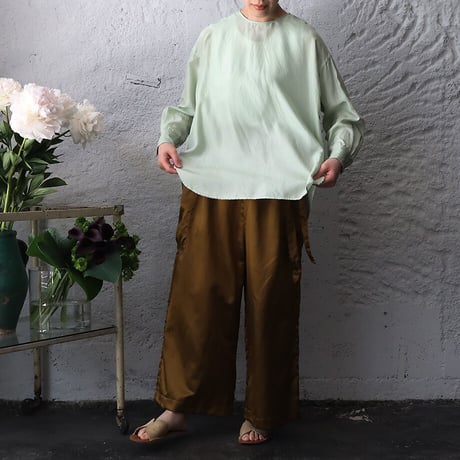 R&D.M.Co- silk pullover (pale green)