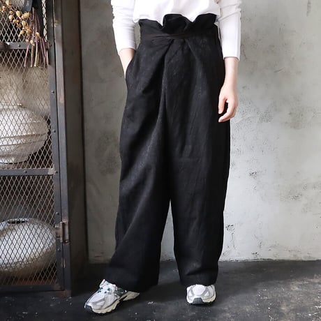 .less jacquard wrap pants (black)
