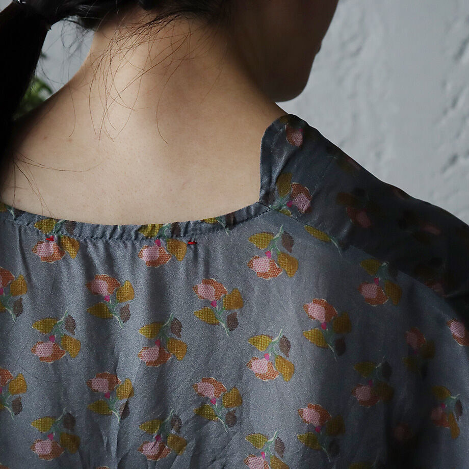 TOWAVASE Sarasa dress Louis (gray) | nii-B | WE TOWAVASE Sarasa dress Louis (gray) | nii-B | WE
