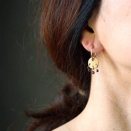 COVO D'ORO charm + pierce (one ear)